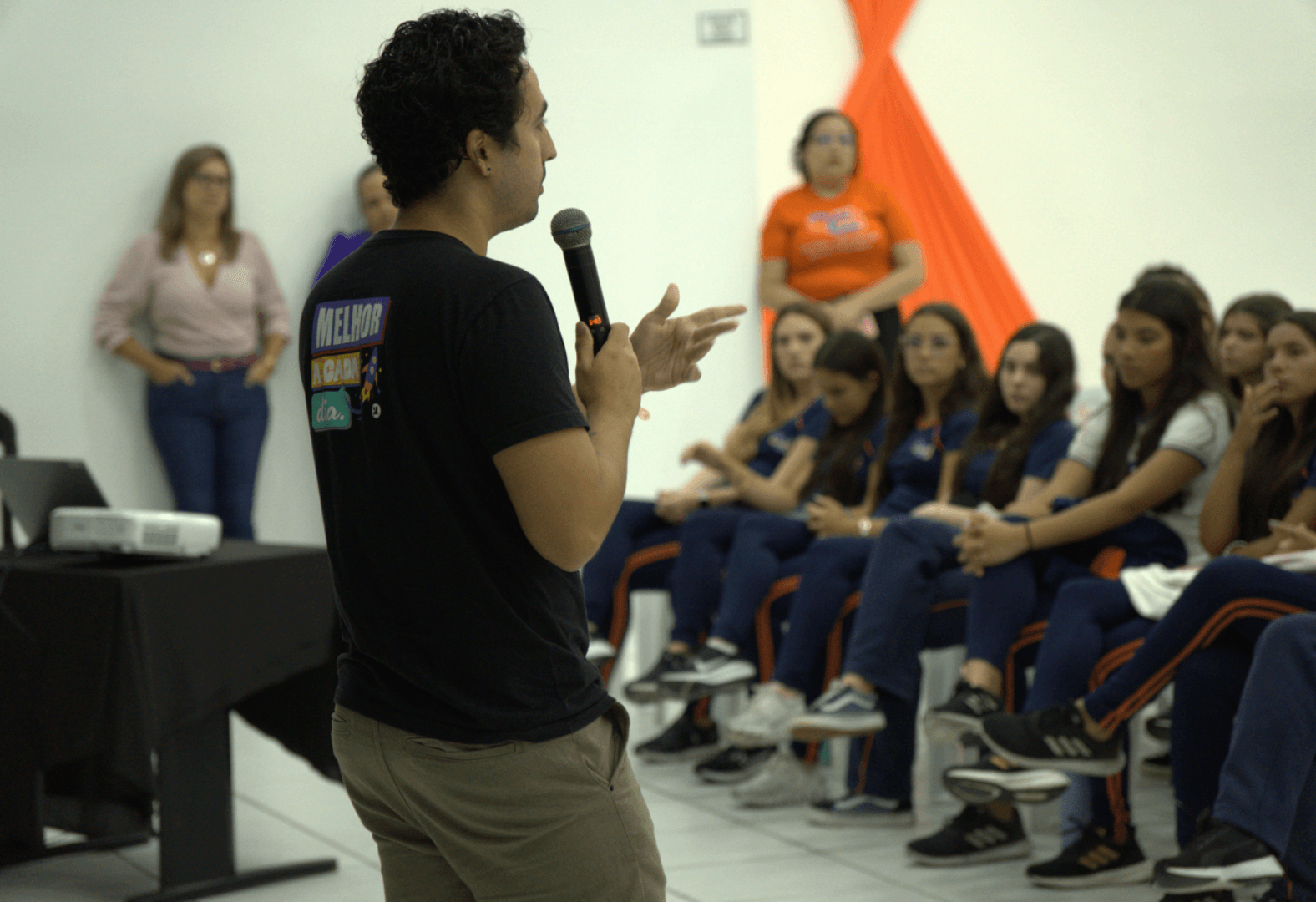 Por que seu filho estuda mas continua errando na prova? Entenda o que está faltando