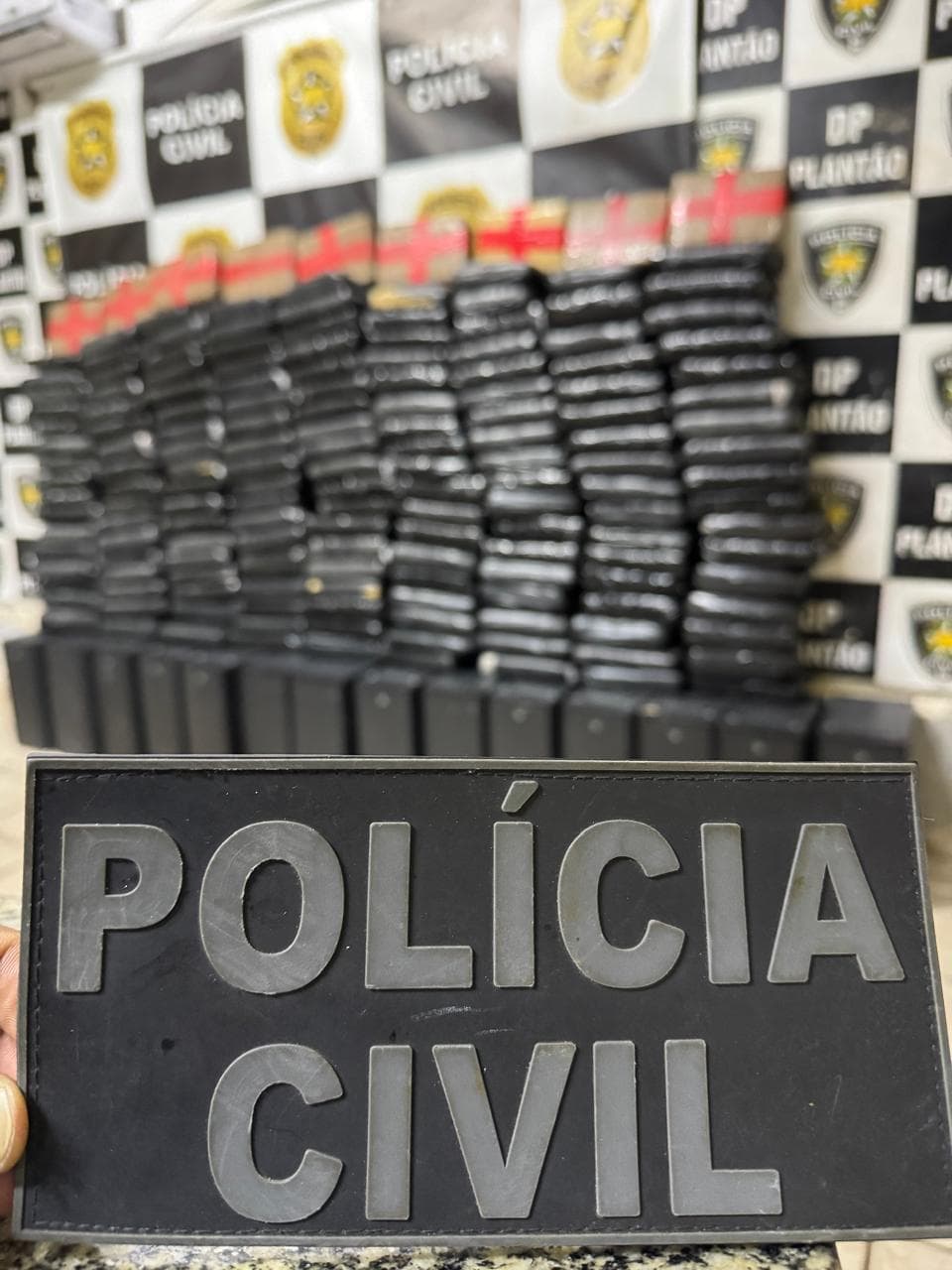 VÍDEO E FOTOS: Carga de R$ 5 milhões em droga é apreendida no RN escondida em gabinetes de computador