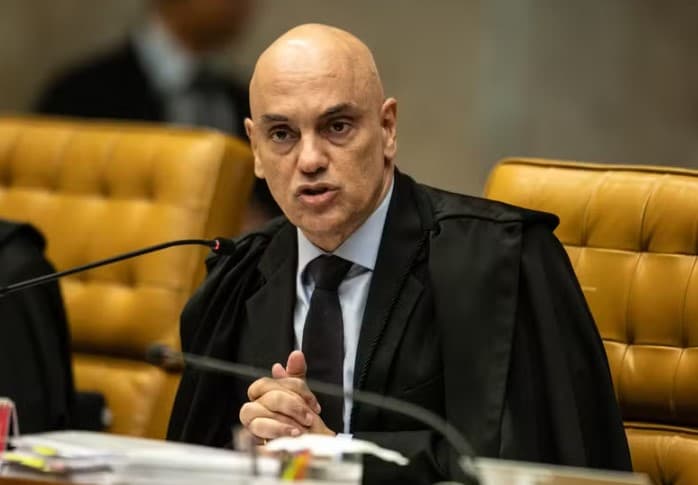 Moraes repreende advogado em audiência no STF: ‘Enquanto eu falo, o senhor fica quieto'