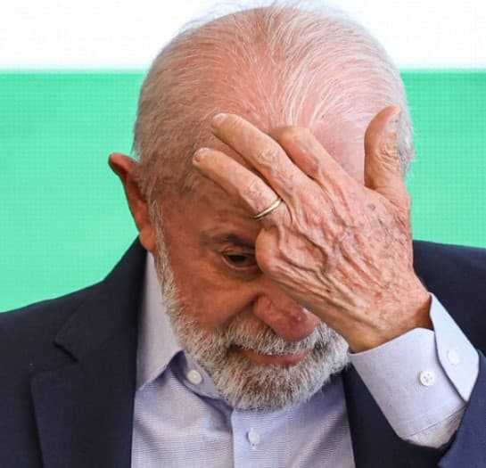 Lula rejeita aumento de deputados e avalia não sancionar projeto de lei