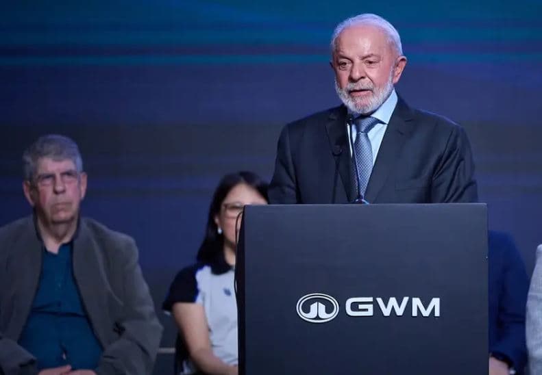 Lula diz que Brasil está vivendo com uma ‘turbulência desnecessária’ de Trump