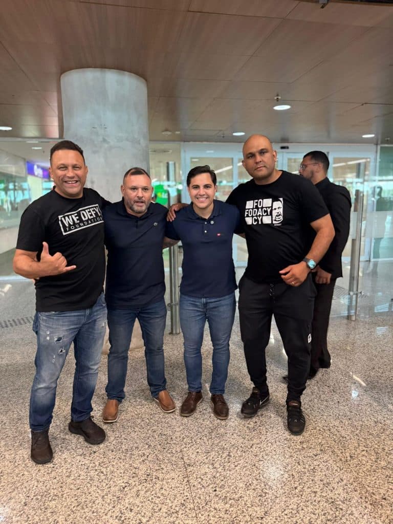 Renzo Gracie e Marcelo Tigre já estão em Extremoz, conhecem tradições da cidade e convidam para aulão gratuito de Jiu-Jitsu neste sábado (23)