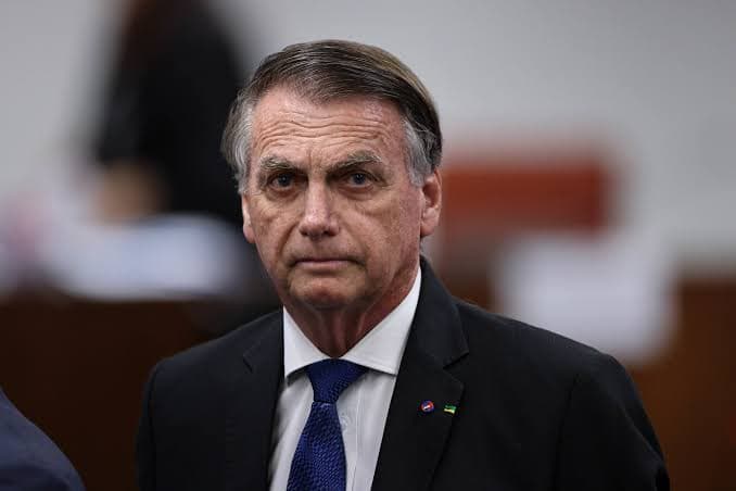 Defesa de Bolsonaro diz que PF buscou desmoralizá-lo
