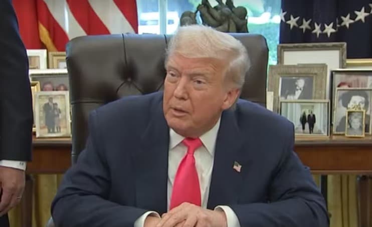 Trump diz Brasil é ‘péssimo parceiro comercial' e chama processo contra Bolsonaro de ‘execução política'