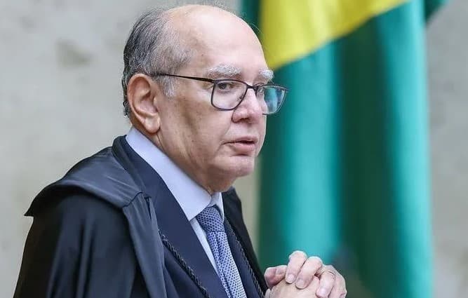 Gilmar Mendes abre divergência e vota pela liberdade do ex-jogador Robinho