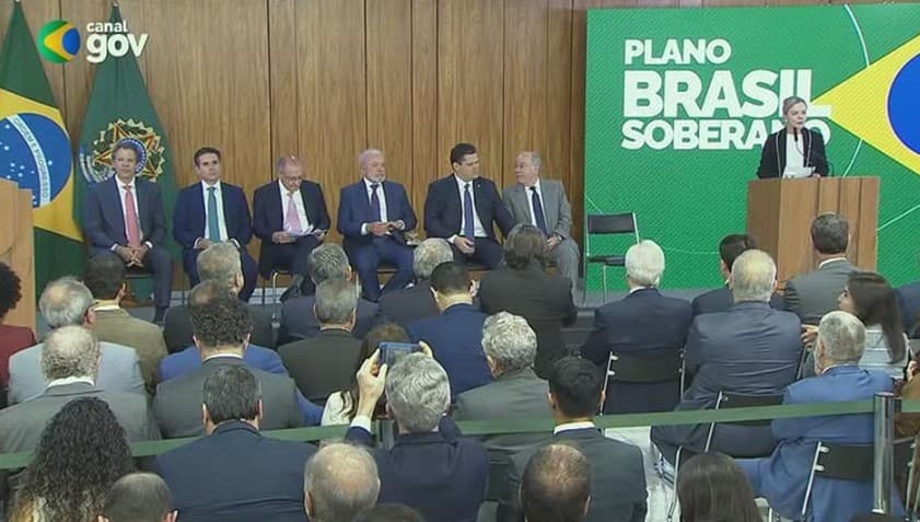 TARIFAÇO: Governo Lula apresenta plano de socorro às empresas com linha de crédito, adiamento de impostos e compra de produtos