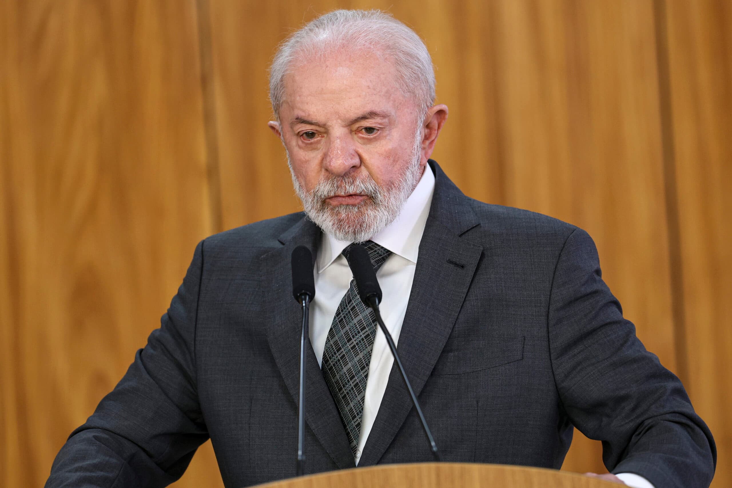 57% acham que Brasil está indo na direção errada, diz pesquisa Quaest
