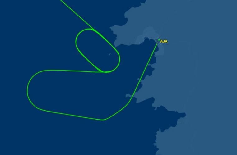 Controlador de torre cochila e avião dá voltas no céu por 18 minutos