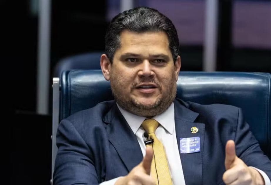 Governo e oposição pressionam Alcolumbre em CPI para saber quais senadores foram visitados por ‘Careca do INSS'