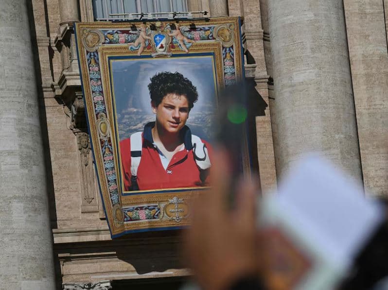 Papa Leão XIV canoniza Carlo Acutis, o primeiro santo ‘millennial’