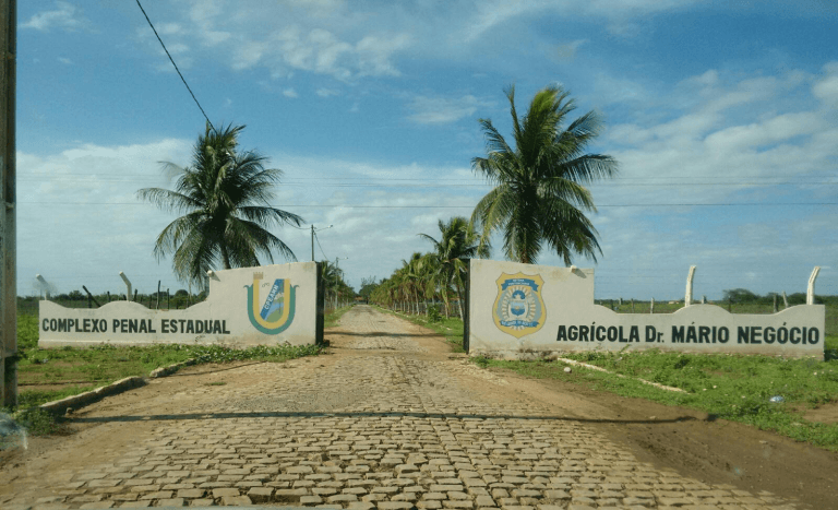 Preso é assassinado por outros dois detentos dentro de presídio em Mossoró