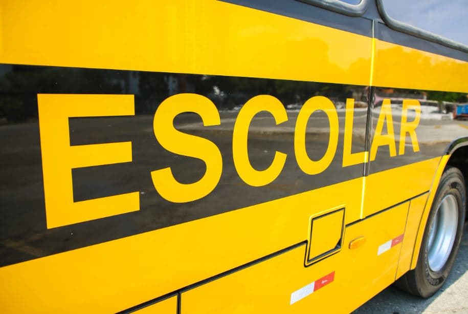 Justiça confirma legalidade de licitação do transporte escolar em Extremoz e garante continuidade do serviço