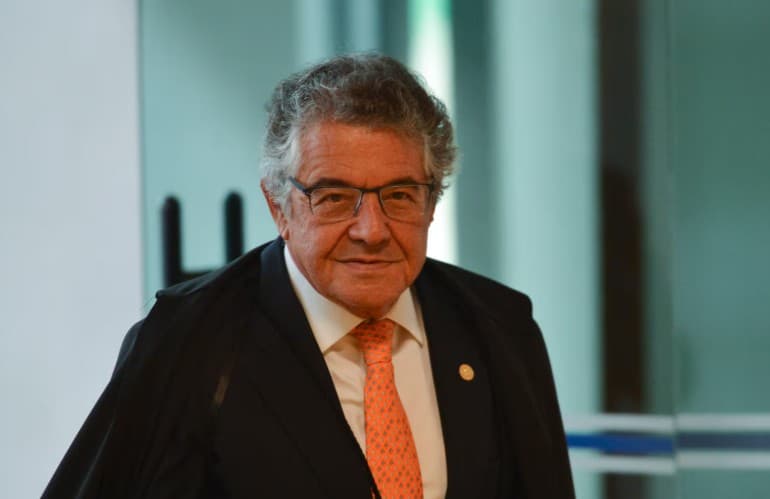 Ex-ministro do STF defende anistia e diz que Supremo não tinha competência para julgar Bolsonaro
