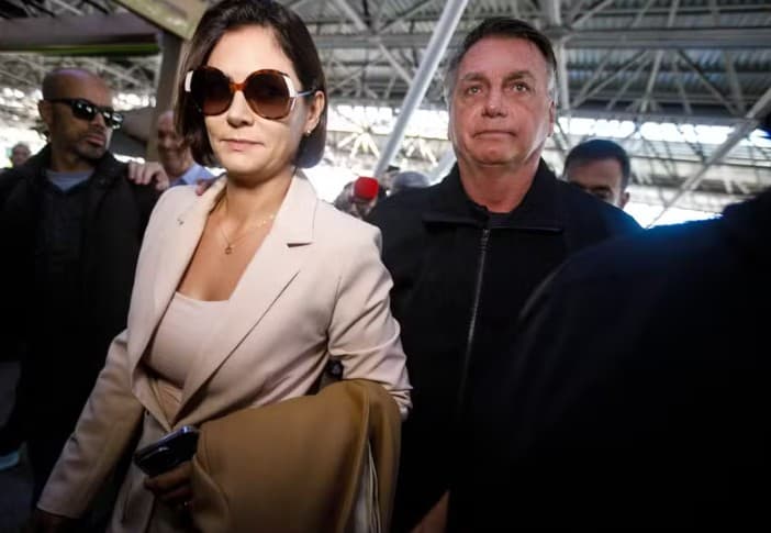 Michelle diz que “tríade da maldade nacional” persegue Bolsonaro: "Planalto, alguns juízes do Supremo e a grande mídia parceira"
