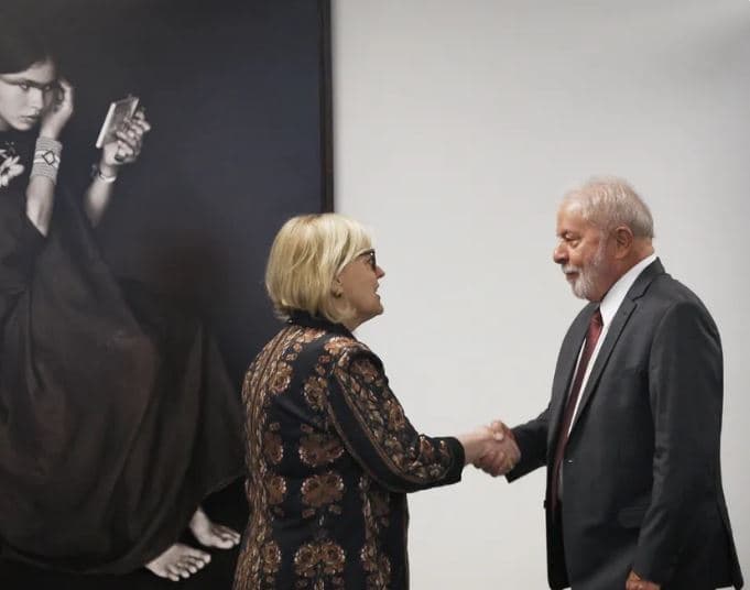 Movimentos sociais cobram indicação de mulher para o STF após aposentadoria antecipada de Barroso