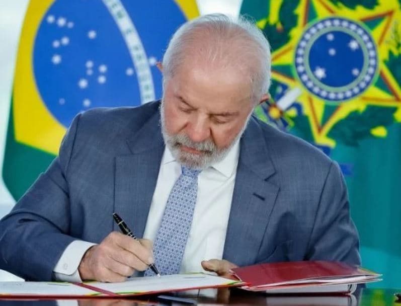 Centrão articula retaliação a governo Lula em IR e MP que taxa investimento