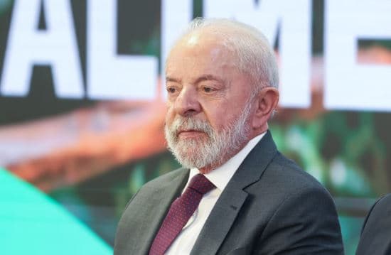 Devido à agenda de Lula, ligação para Trump pode ficar para a próxima semana