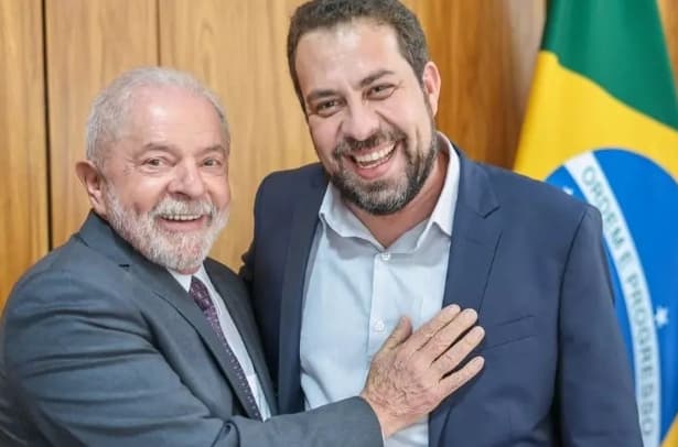Boulos assume Secretaria-Geral da Presidência e promete "combater bolsonaristas" nas redes
