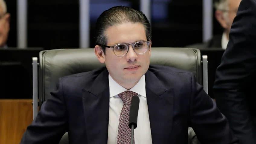 Isenção do IR “não é favor do Estado, é direito”, diz Motta