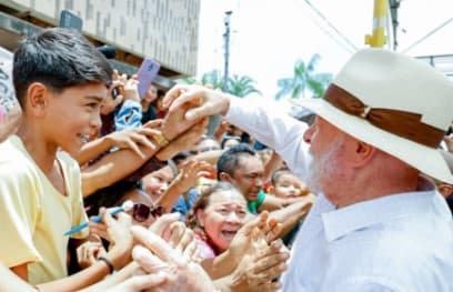 Lula volta a dizer que pode ser candidato à reeleição em 2026: ‘Vai ser difícil nos derrotar’