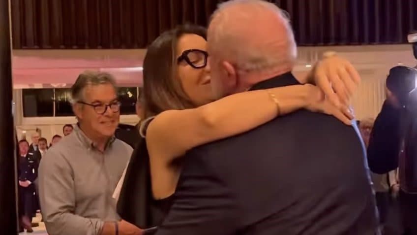 Janja recebe Lula em hotel onde ficarão hospedados na Indonésia