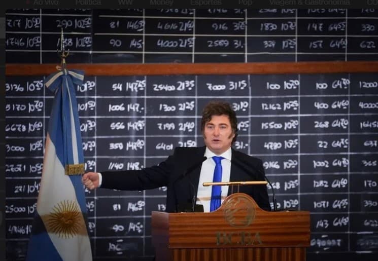 Peso argentino salta 10% após vitória de partido de Milei em eleições