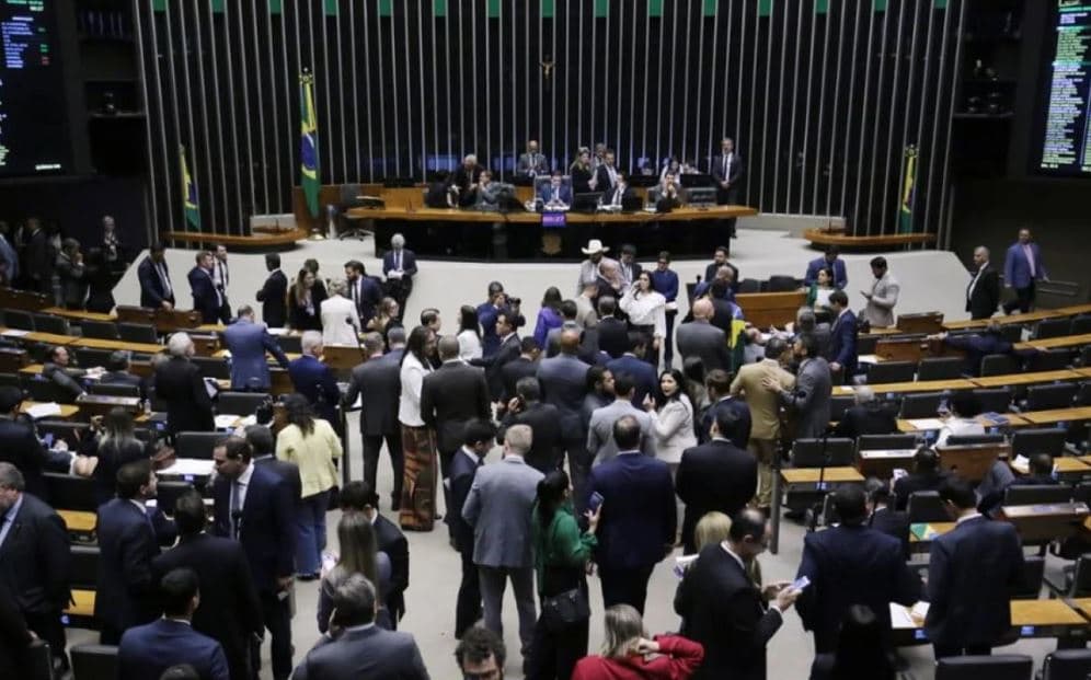 Projeto de Lei propõe incluir homens na proteção da Lei Maria da Penha
