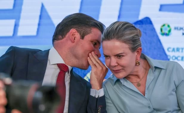 Gleisi e Motta partem para renegociação do Centrão após derrota bilionária do governo