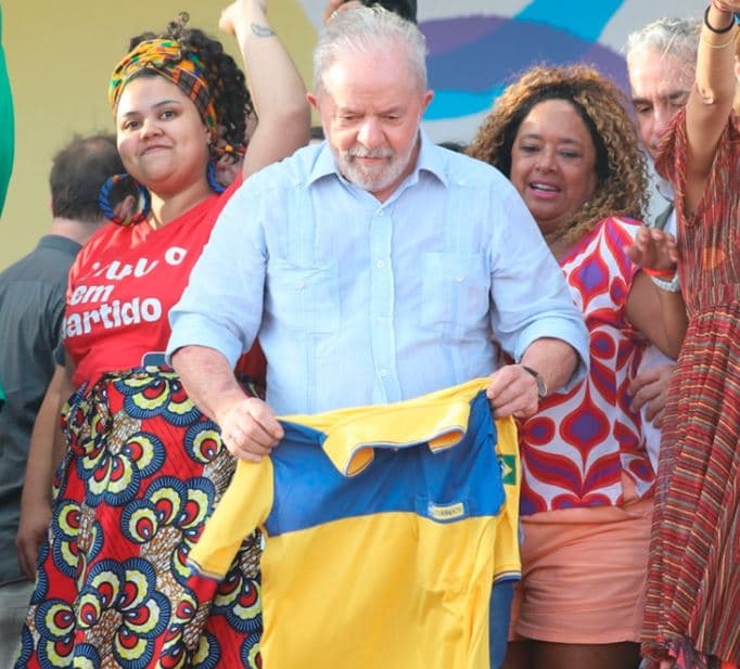 Veja as 5 estatais campeãs de prejuízo no governo Lula 3; Correios Lideram a lista