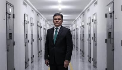 “O salve vai ser cumprido até contra o senhor”: Líder do PCC ameaça promotor que enfrenta facção há 15 anos