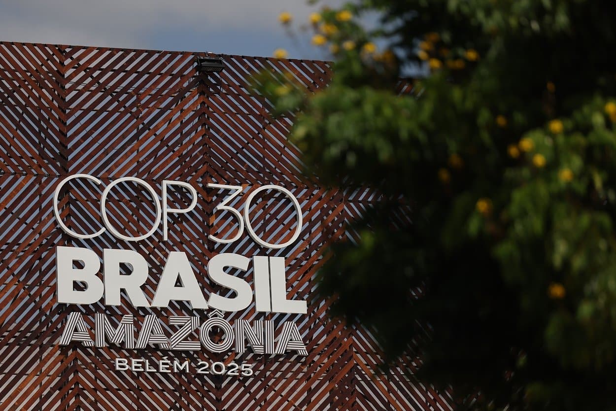 Sem consenso, COP30 amanhece em impasse e vive sábado decisivo após noite de negociações