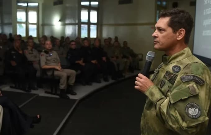 Coronel que pacificou o Alemão defende classificar facções como terroristas: “São micropaíses dentro do Brasil”