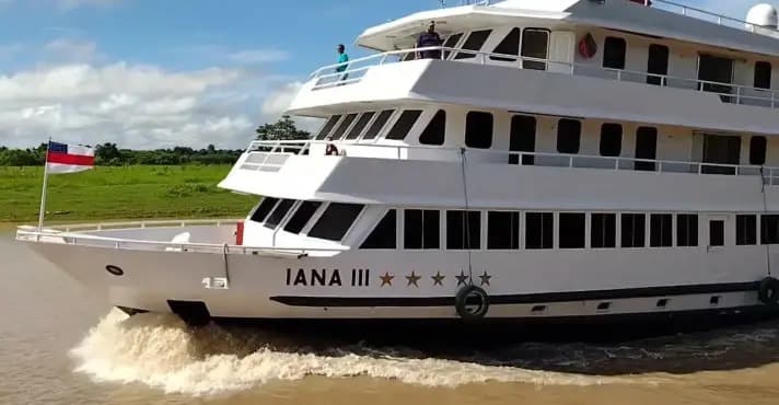 A PREOCUPAÇÃO É O MEIO AMBIENTE? Barco-hotel de Lula na COP30 consome 135 litros de diesel por hora