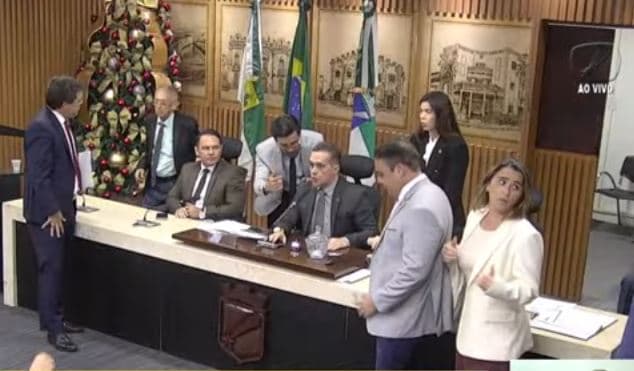 Daniel Rendall, Samanda Alves e Tárcio de Eudiane formam a comissão que analisará novo pedido de cassação de Brisa