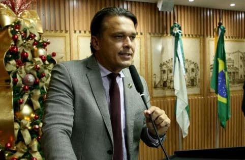 Câmara de Natal rejeita abrir processo de cassação contra o vereador Luciano Nascimento