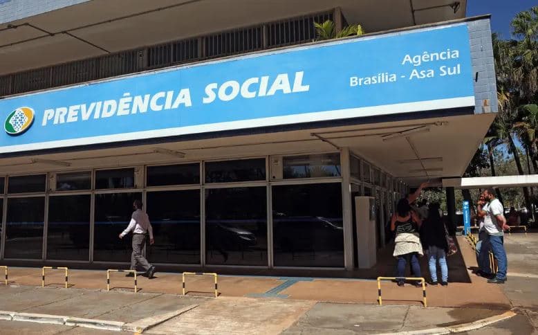 Gastos com bônus de produtividade para servidores do INSS batem recorde e chegam a R$ 161 milhões