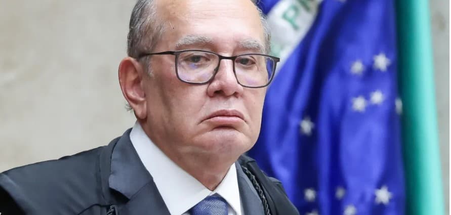 Gilmar determina que apenas PGR pode pedir impeachment de ministros do STF