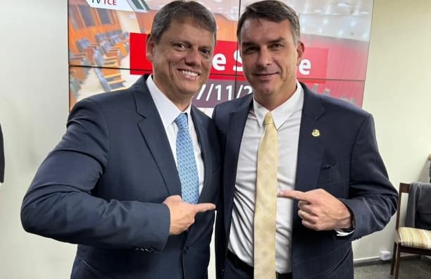 Tarcísio defende endurecimento após decisão dos EUA sobre PCC e CV e fala em “terrorismo armado”