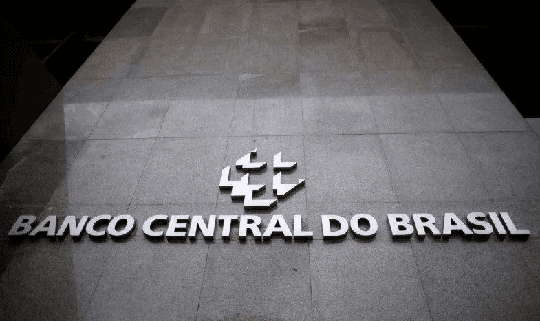 Após nota de Moraes, Banco Central confirma reunião com Galípolo sobre Lei Magnitsky