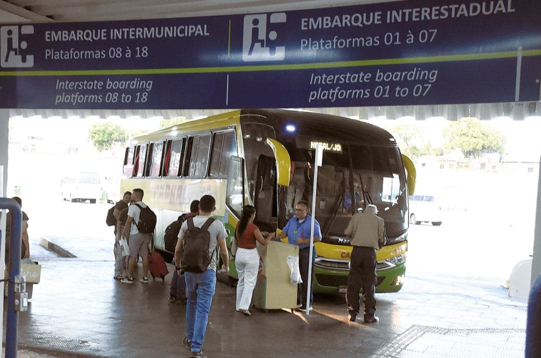 Fim de ano deve lotar rodoviária de Natal, com alta de 22% no fluxo de passageiros