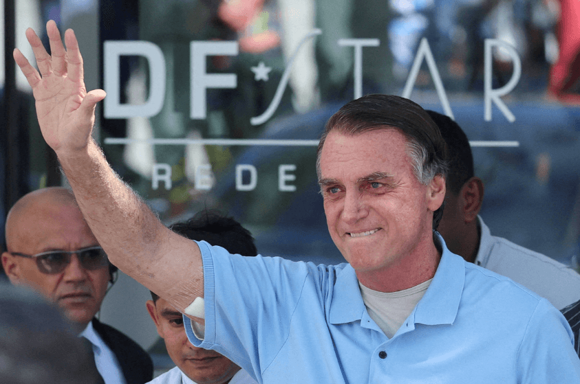 Jair Bolsonaro faz nova endoscopia e tem previsão de alta para esta quinta-feira (1º)