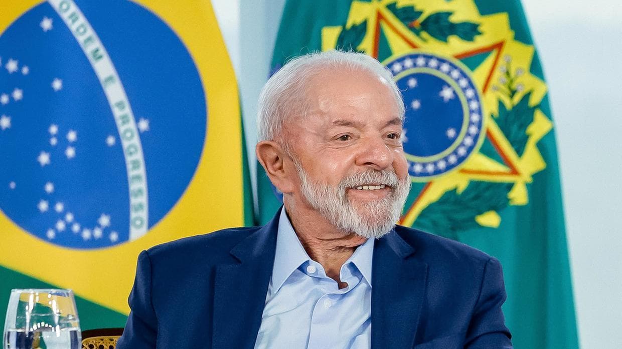 Lula debocha da direita, diz que “tem muitos nomes porque não tem nenhum” e prevê derrota da oposição em 2026