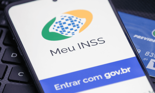 AGU abre novas ações judiciais para cobrar R$ 135 milhões de entidades por fraudes em descontos do INSS