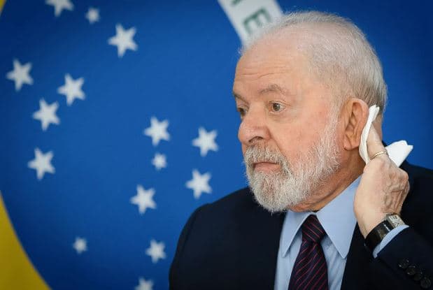 PESQUISA QUAEST: 55% dizem que Lula não deveria se candidatar em 2026