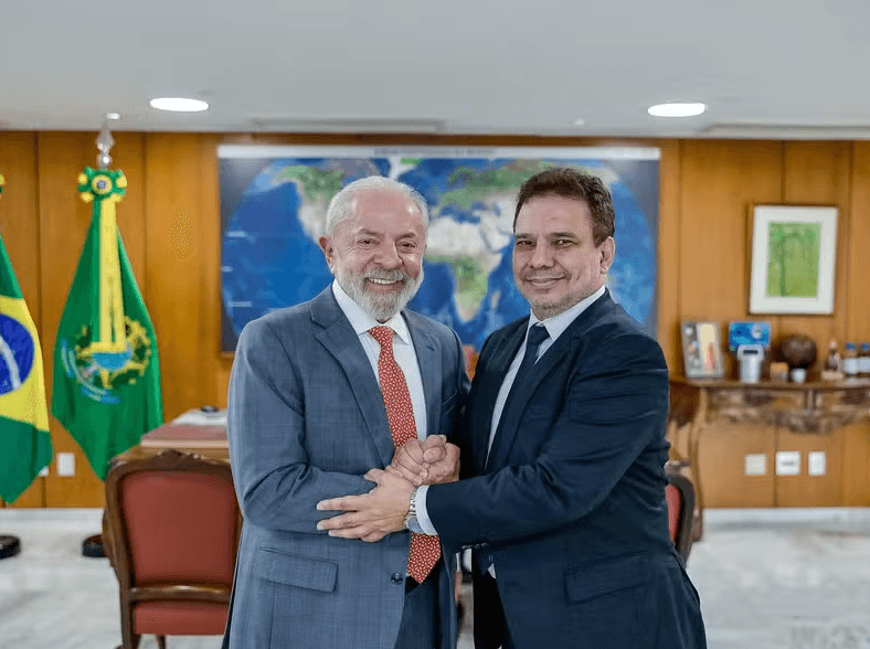 Posse marcada por ruído: novo ministro da Justiça se contradiz sobre reunião com Lula e caso Master