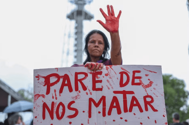 Brasil registra recorde de feminicídios em 2025; quatro mulheres assassinadas por dia, em média