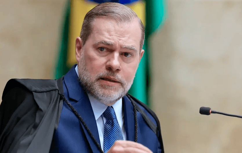 Toffoli conversou com ministros do STF antes de divulgar nota sobre investigações do Banco Master