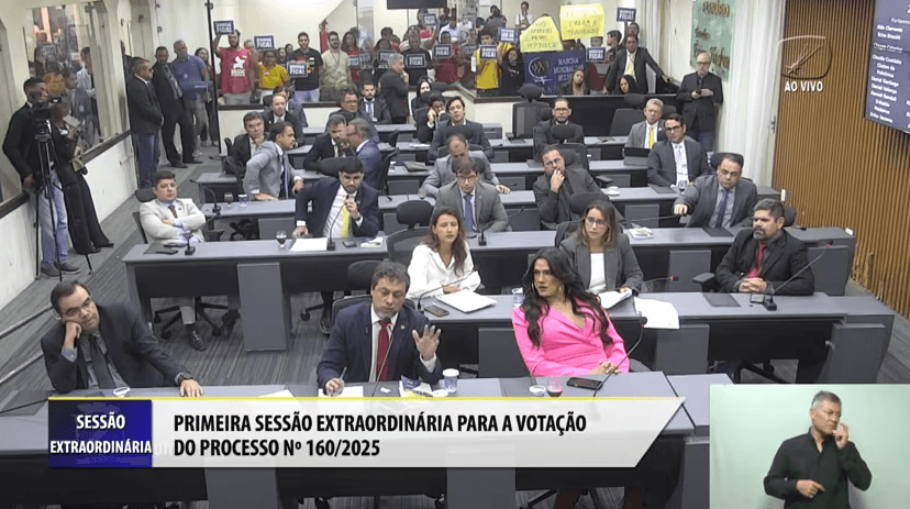 Saiba como votaram os vereadores de Natal na sessão da Câmara que decidiu manter o processo de cassação contra Brisa Bracchi