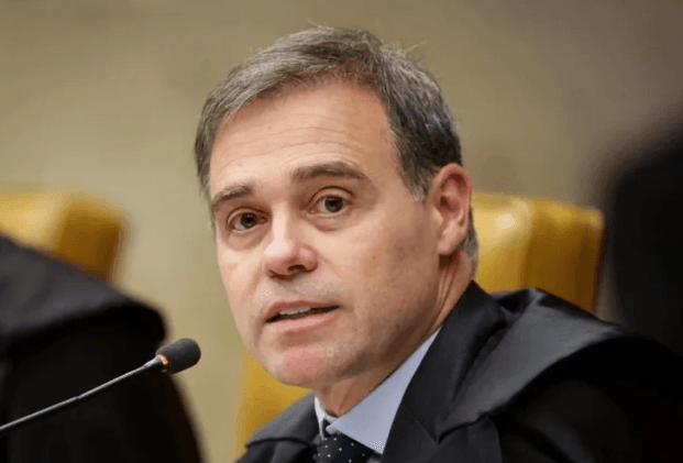 Mendonça reduz sigilo no Caso Master e dá mais autonomia à PF