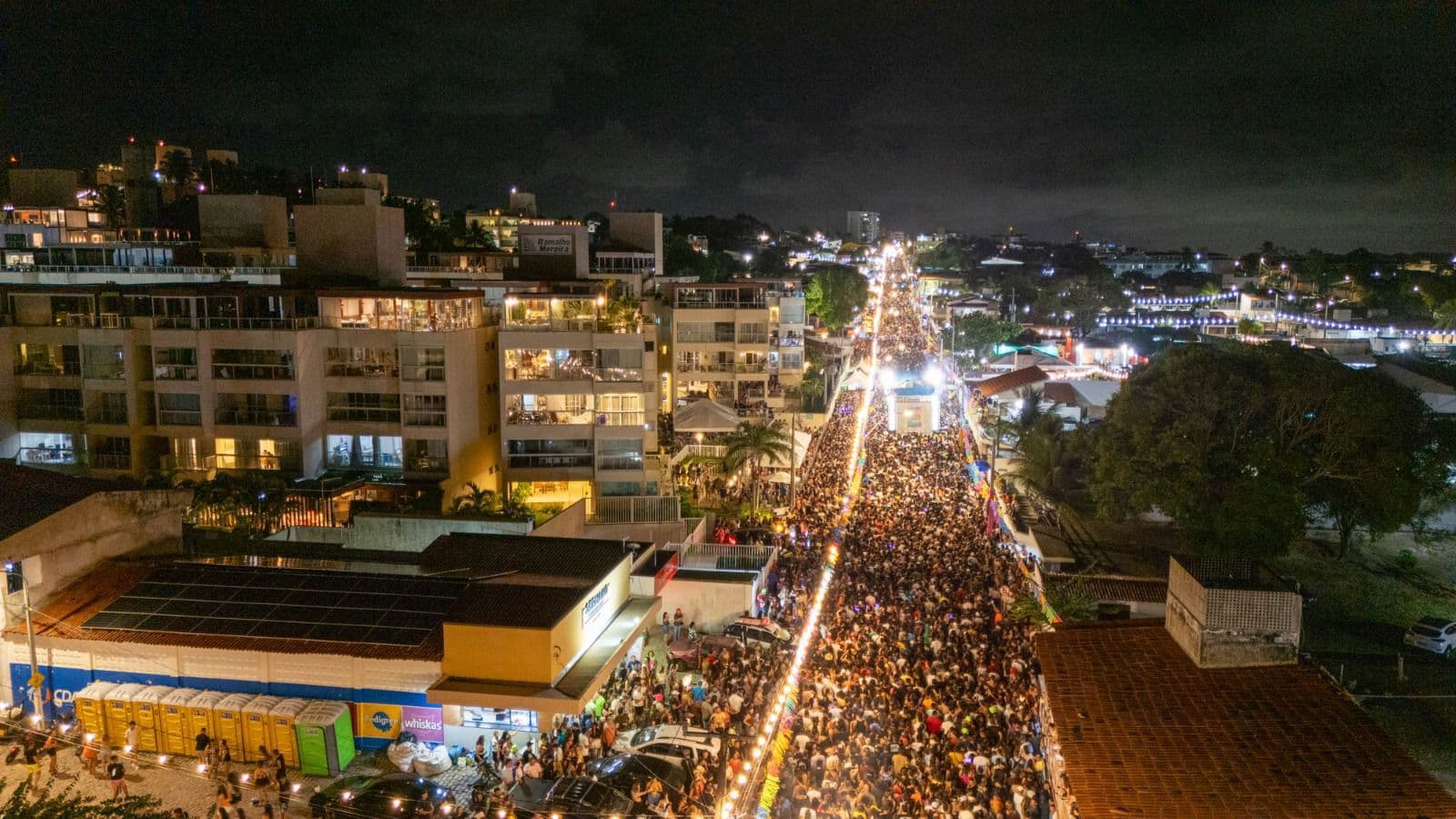 Carnaval de Parnamirim: 100 mil pessoas lotam a avenida ao som de Banda Grafith e Márcia Felipe